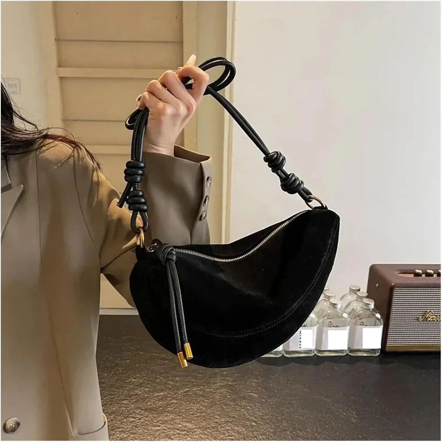 Autumn & Winter Suede Crossbody Bag for Women, Single Shoulder & Underarm Dumpling Bag Well made