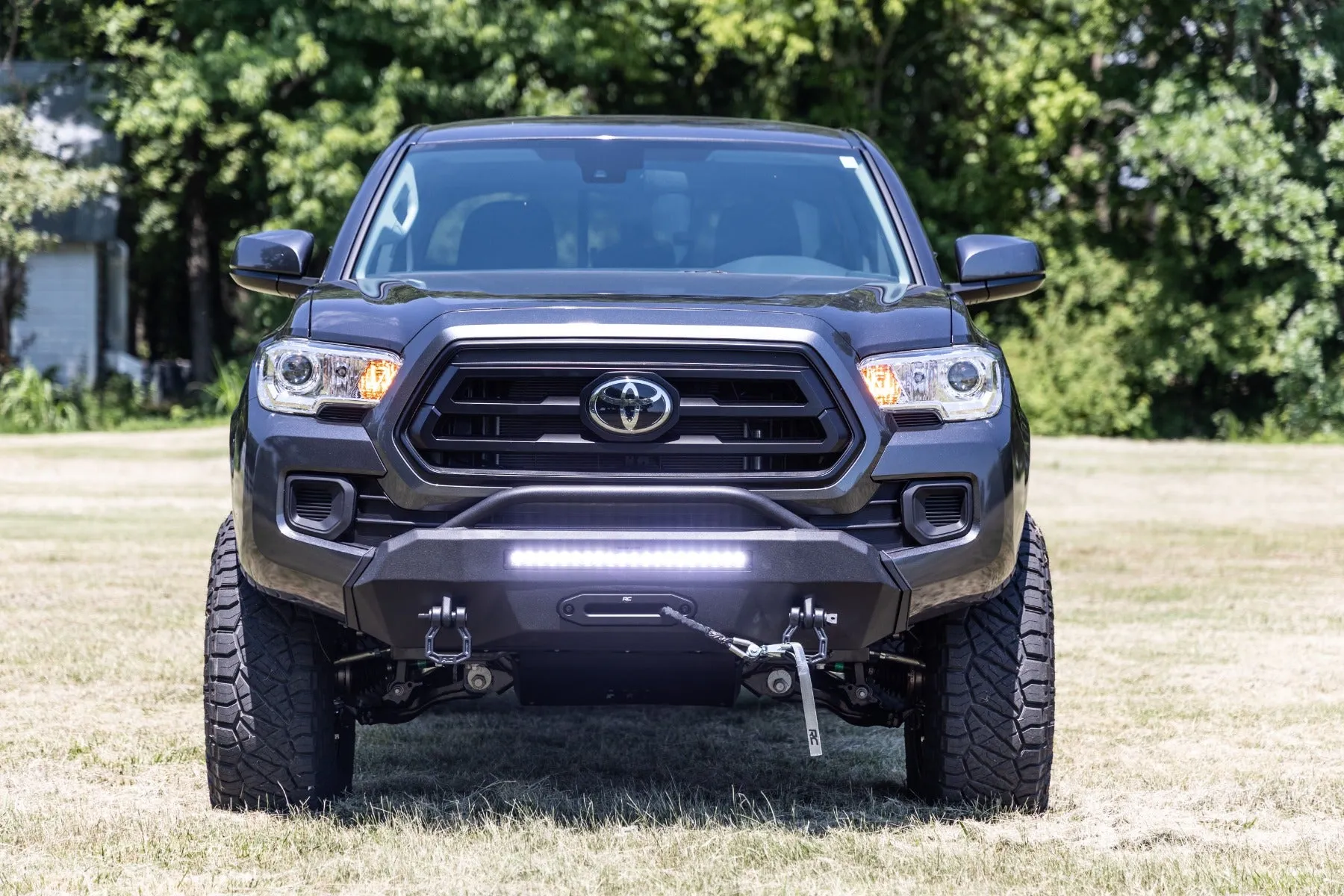 Front Bumper | Hybrid | 9500-Lb Pro Series Winch | Synthetic Rope | Toyota Tacoma | 2016-2022