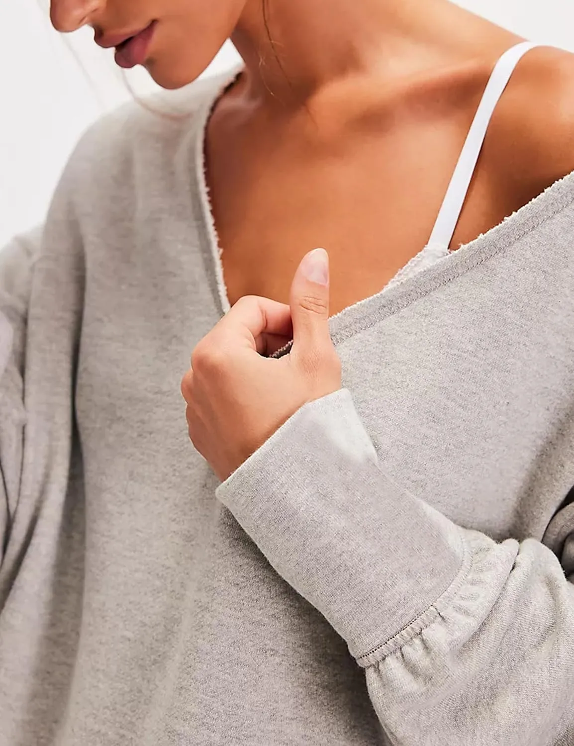 LTSCNRM Oversized Sweatshirt for Women V-Neck Long Sleeve Hoodies Trendy Pullover Outfits Lightweight Loose Casual Tops