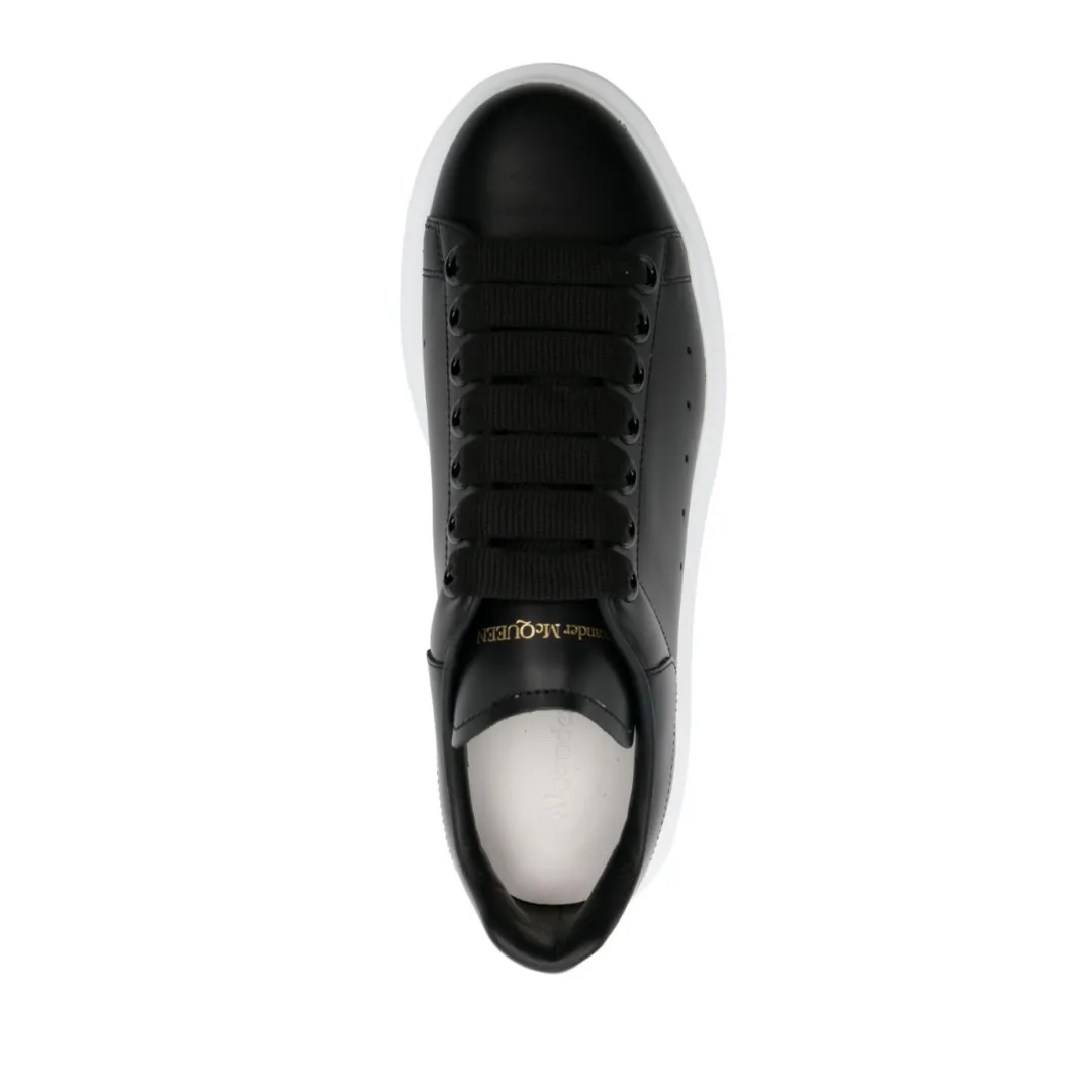 Mac Queen | Preto e branco