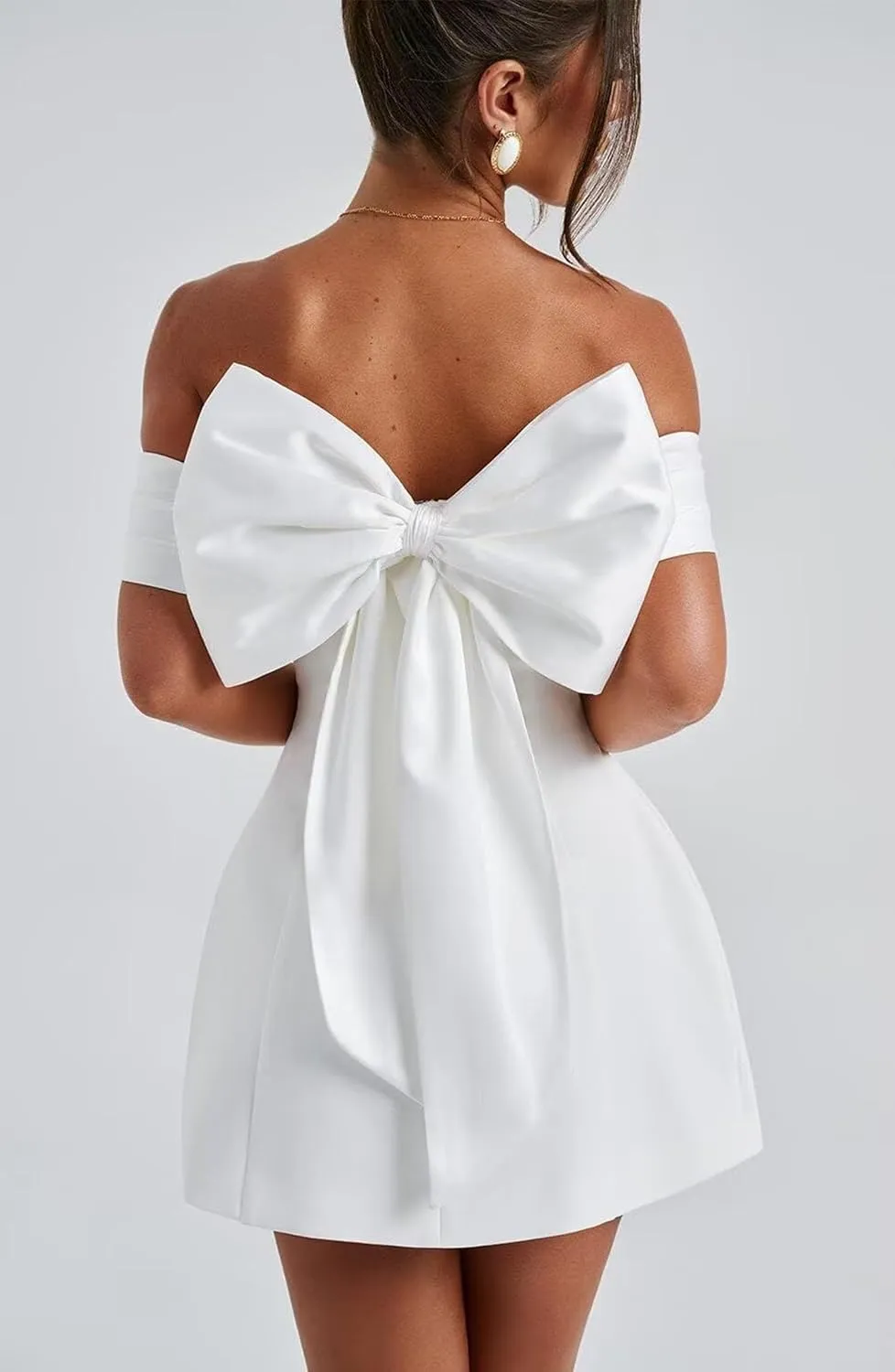 Off Shoulder A-Line Homecoming Dress with Bow Short Cocktail Party Evening Gown