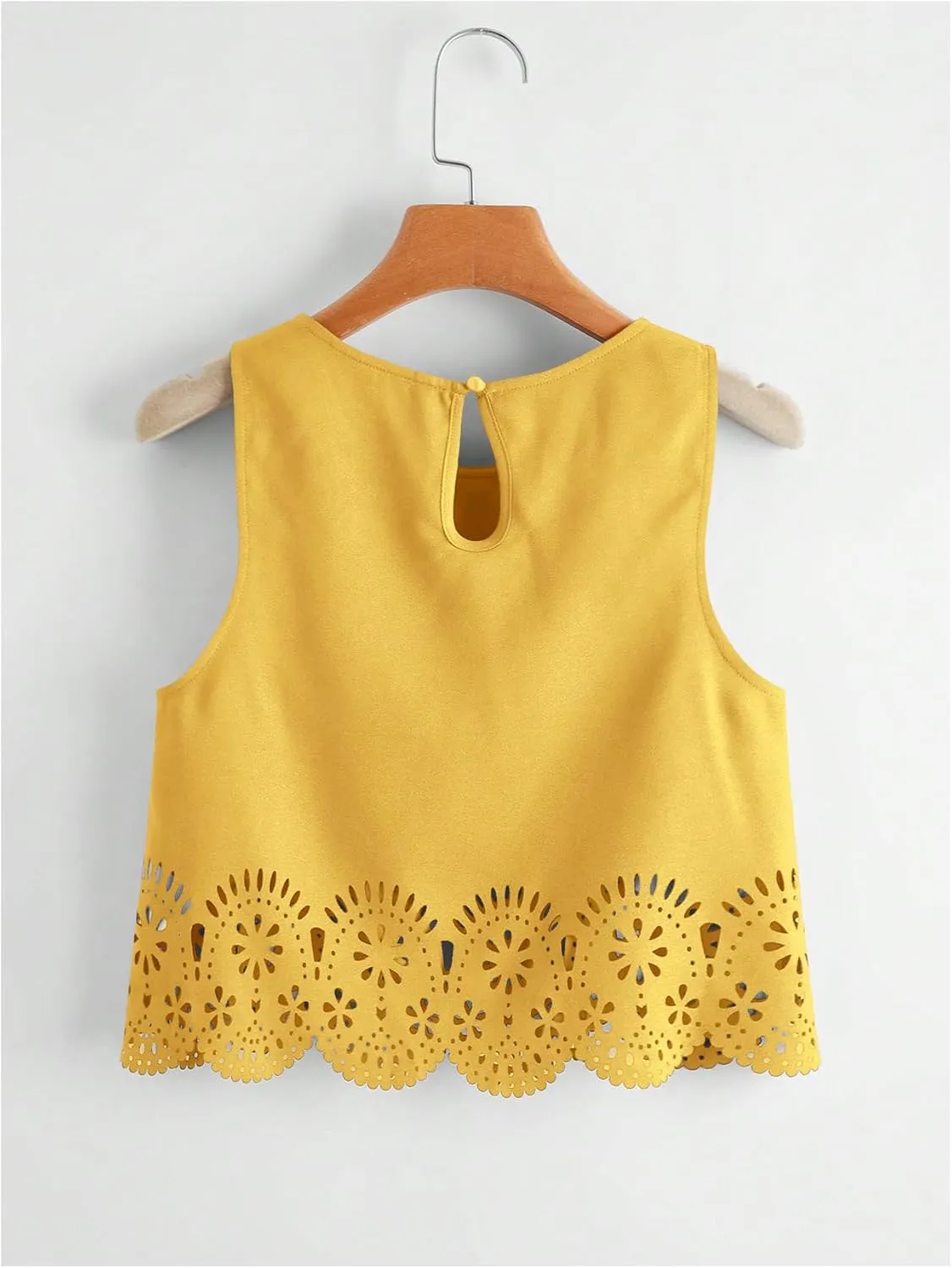SOLY HUX Women's Summer Tank Tops Hollow Out Scallop Trim Sleeveless Vest Crop Top