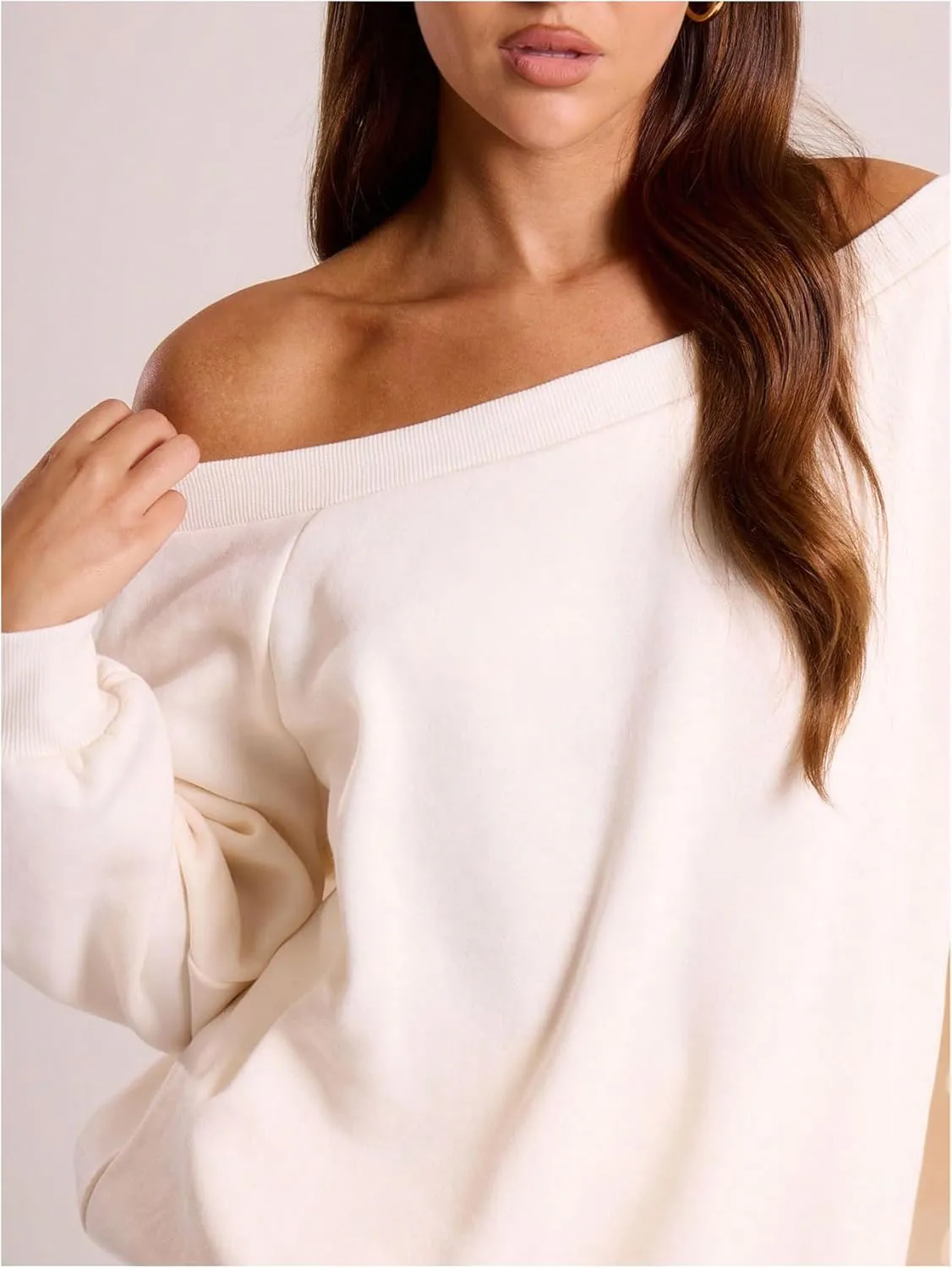 Women's Off The Shoulder Sweatshirt Long Sleeve Drop Shoulder Oversized Pullover Tops Fall Outfits